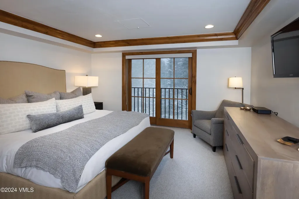 352 E Meadow Drive Vail CO 81657