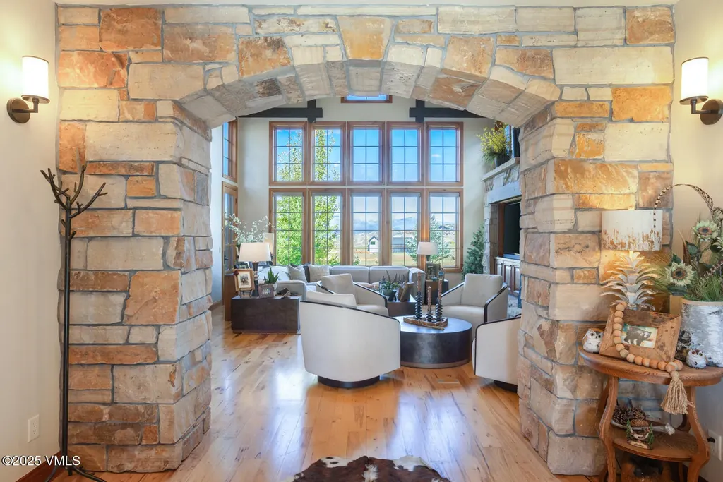 18 Herons Way Gypsum CO 81637