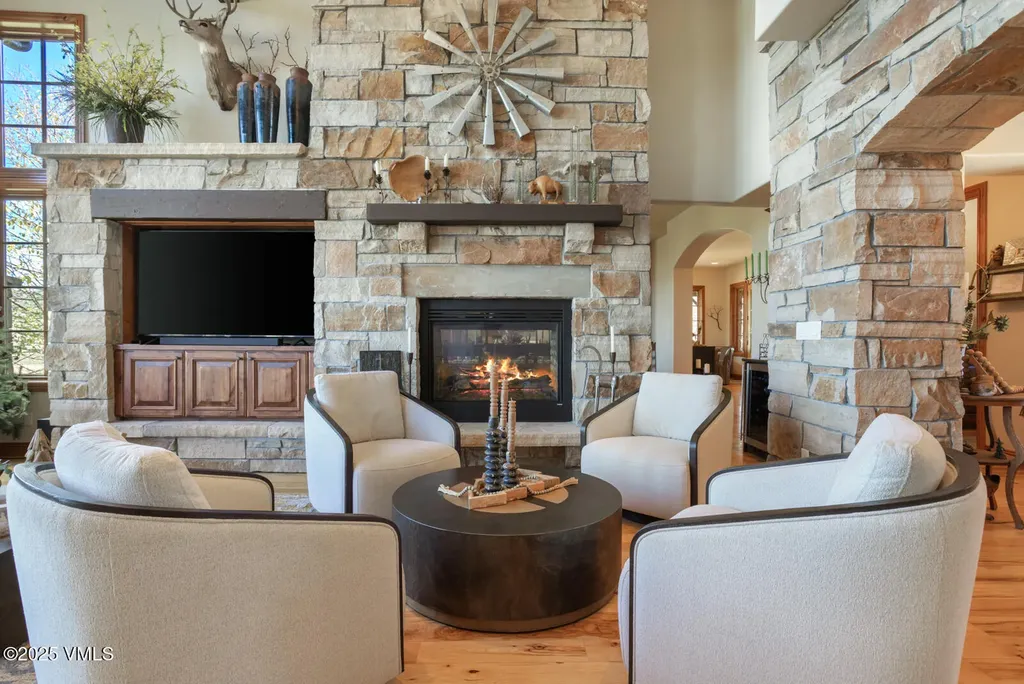 18 Herons Way Gypsum CO 81637