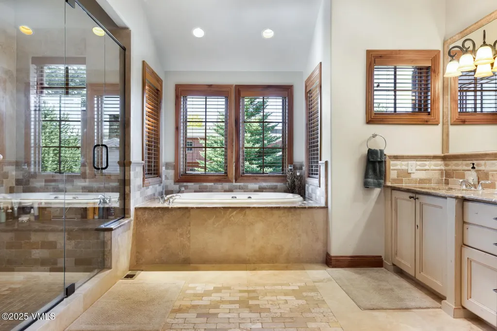 18 Herons Way Gypsum CO 81637