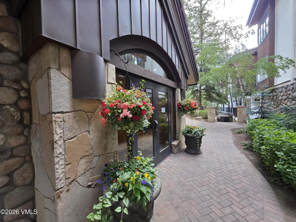 120 Willow Bridge Vail CO 81657
