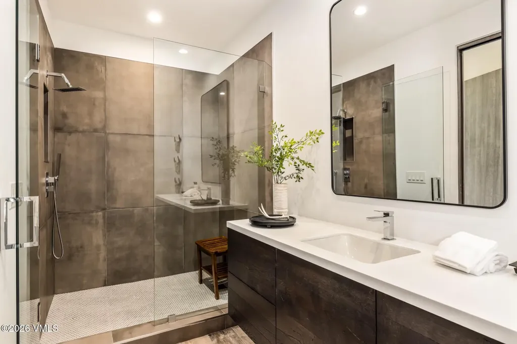 106 Juniper Lane Edwards CO 81632
