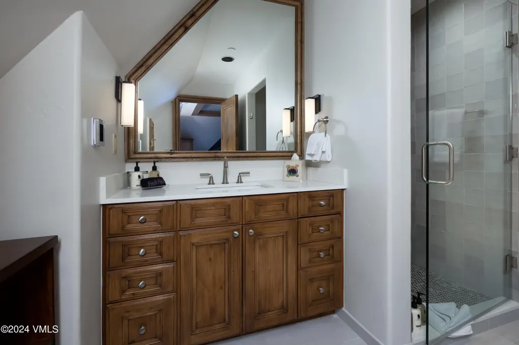 352 E Meadow Drive Vail CO 81657