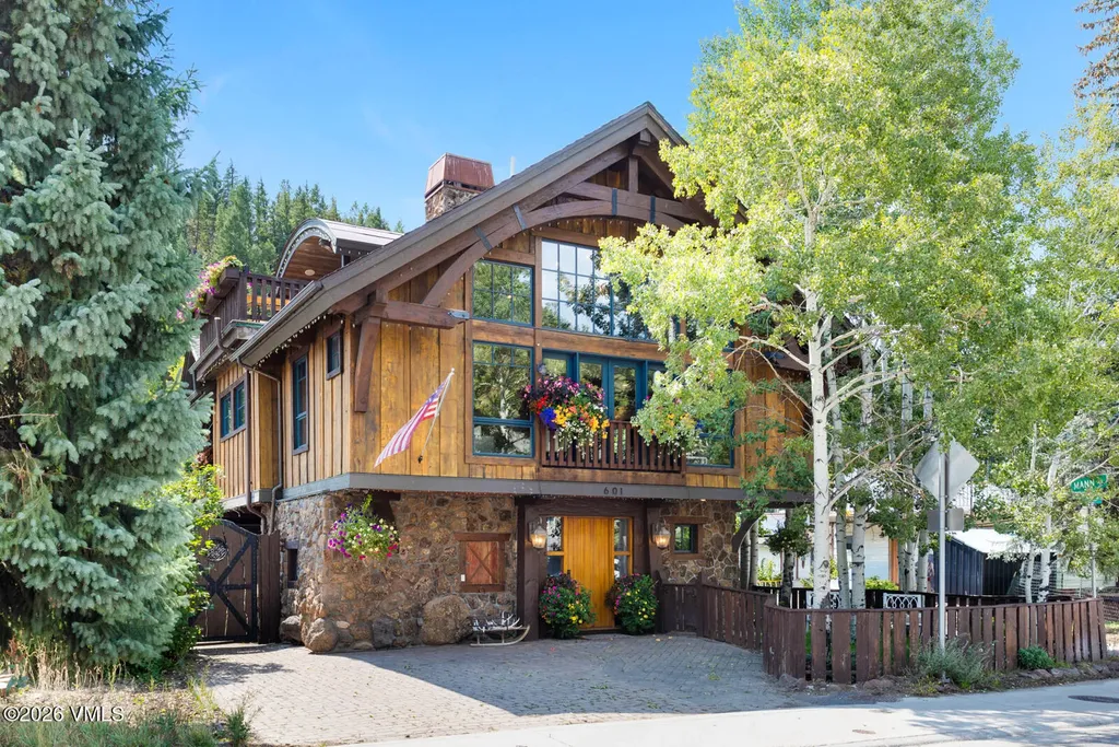 601 Main Street Minturn CO 81645