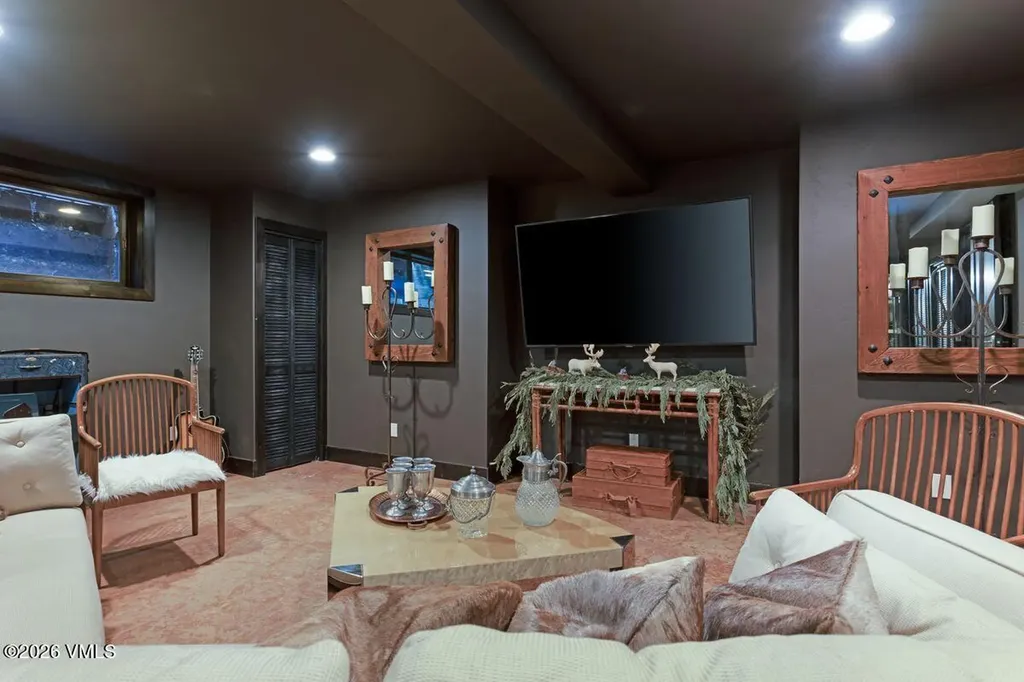 601 Main Street Minturn CO 81645
