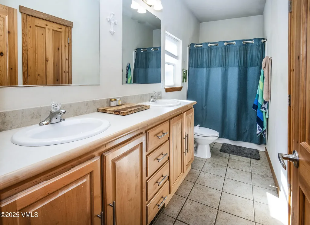 89 Blackhawk Road Gypsum CO 81637