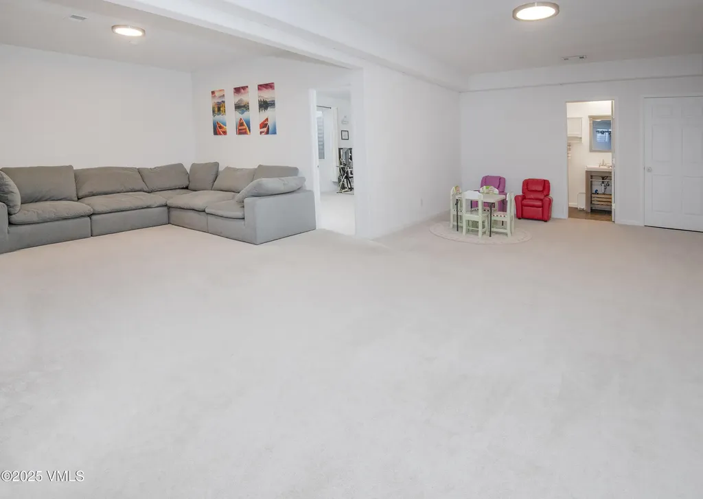 89 Blackhawk Road Gypsum CO 81637