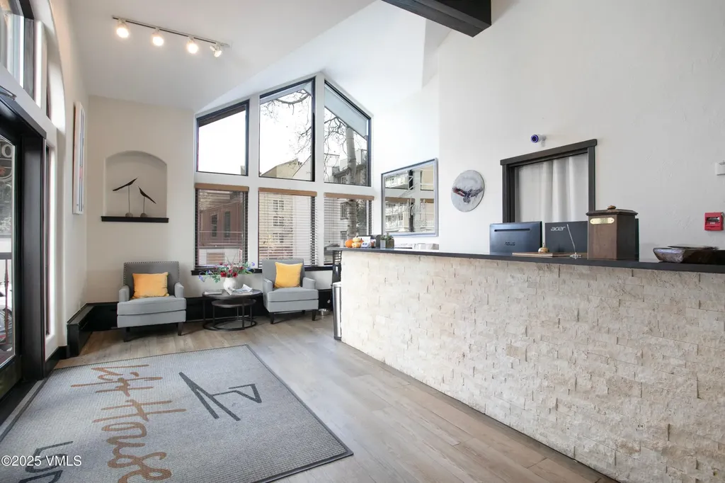 555 E Lionshead Circle Vail CO 81657