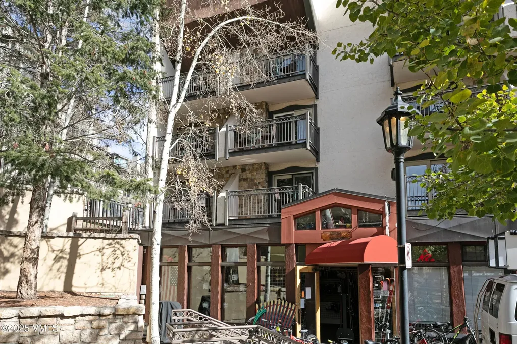 555 E Lionshead Circle Vail CO 81657