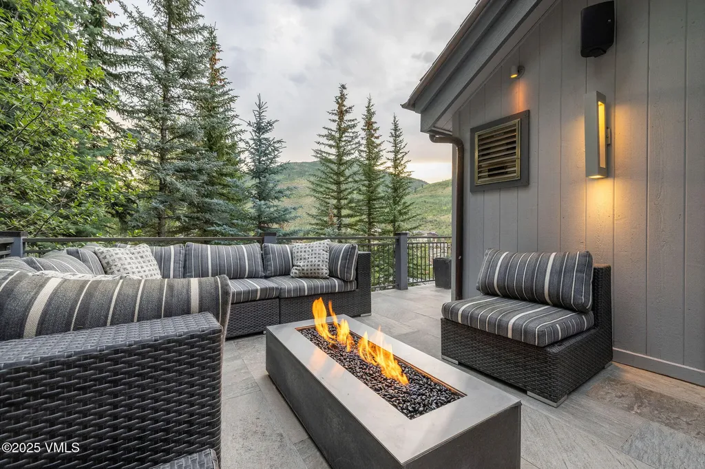 126 Forest Road Vail CO 81657