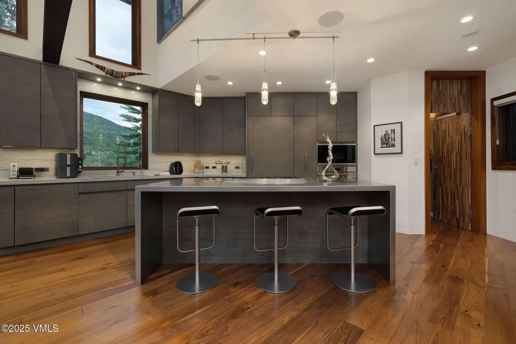 126 Forest Road Vail CO 81657