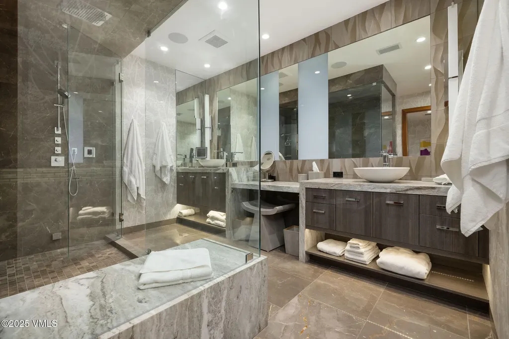 126 Forest Road Vail CO 81657