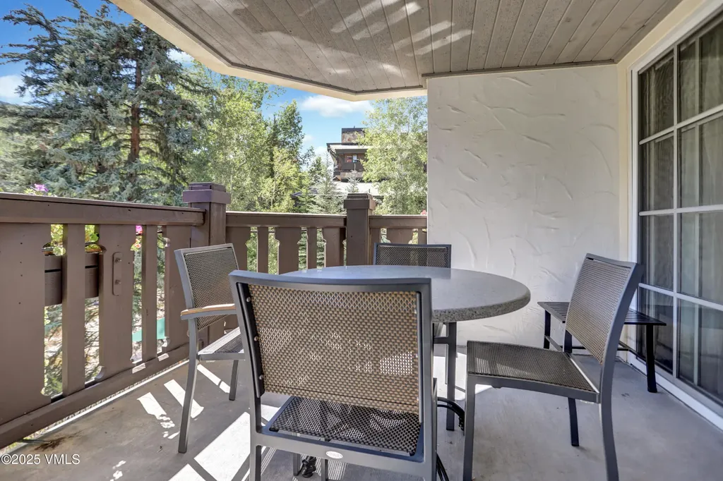 242 E Meadow Drive Vail CO 81657