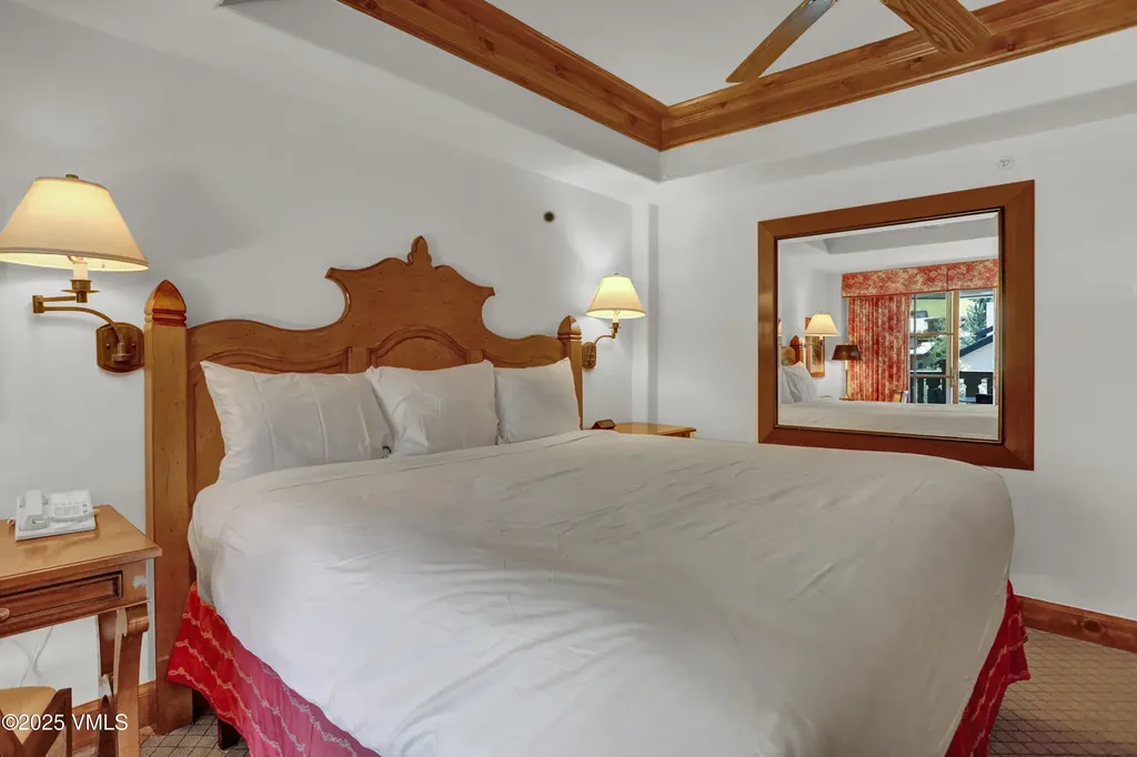 242 E Meadow Drive Vail CO 81657