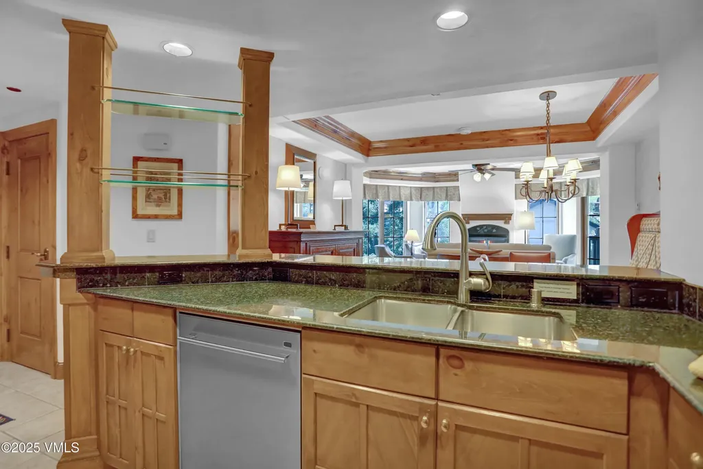 242 E Meadow Drive Vail CO 81657