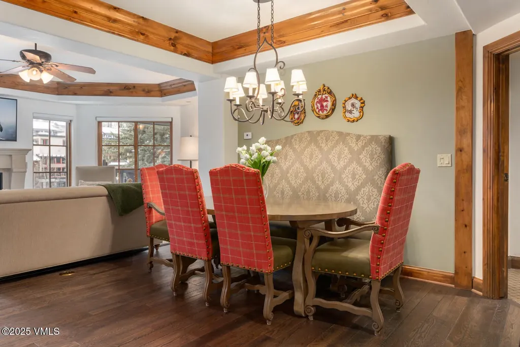 242 E Meadow Drive Vail CO 81657