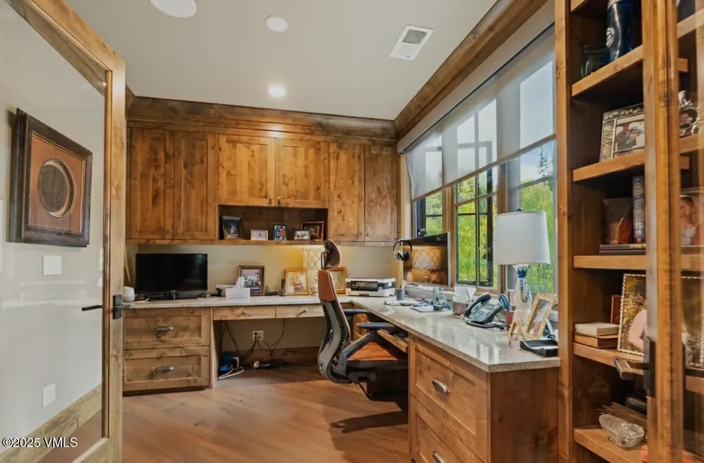1677 Buffehr Creek Road Vail CO 81657