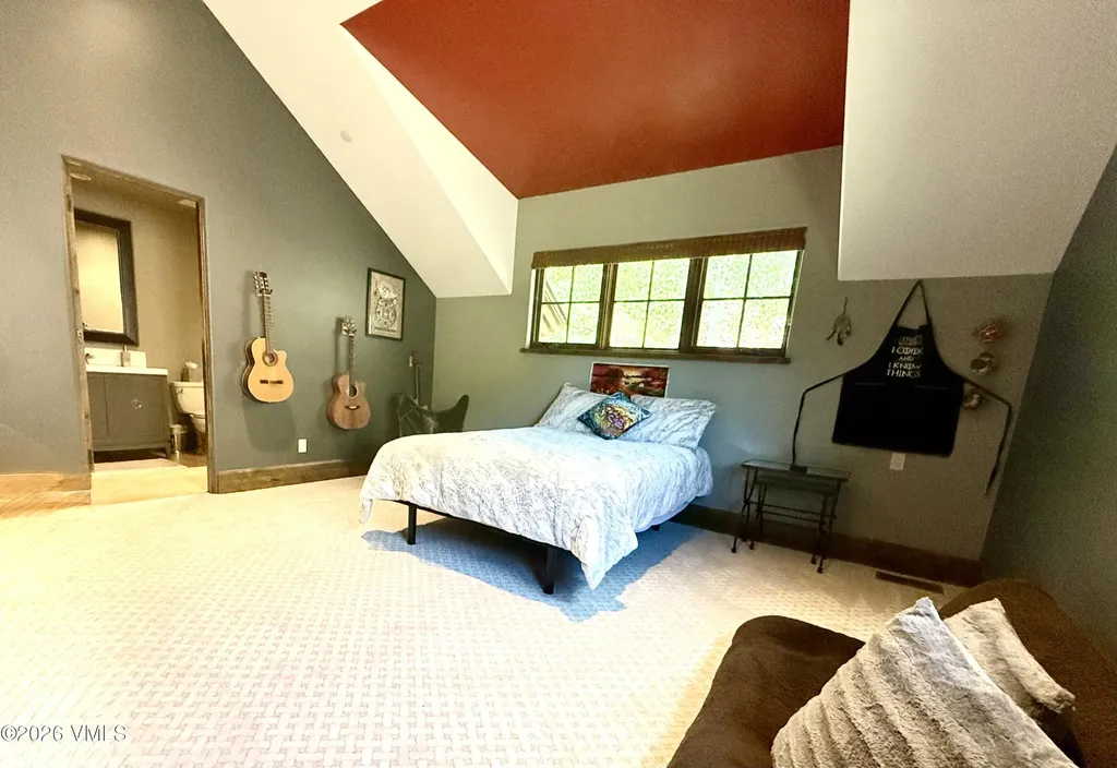1677 Buffehr Creek Road Vail CO 81657