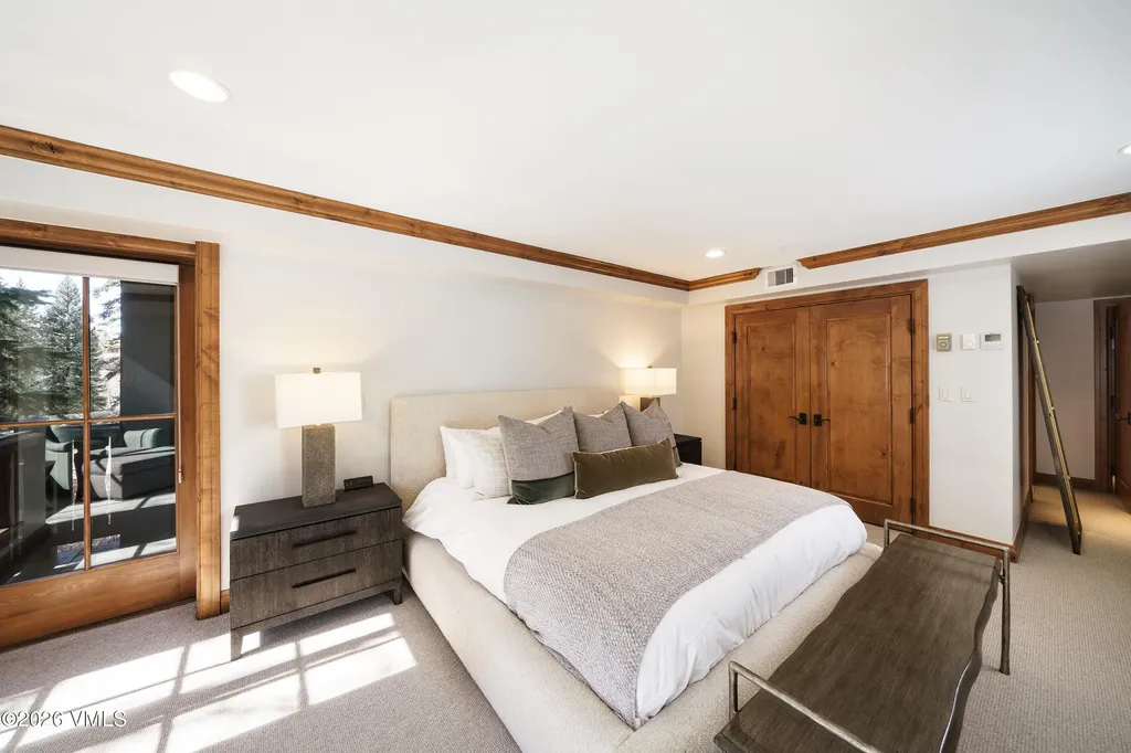 352 E Meadow Drive Vail CO 81657