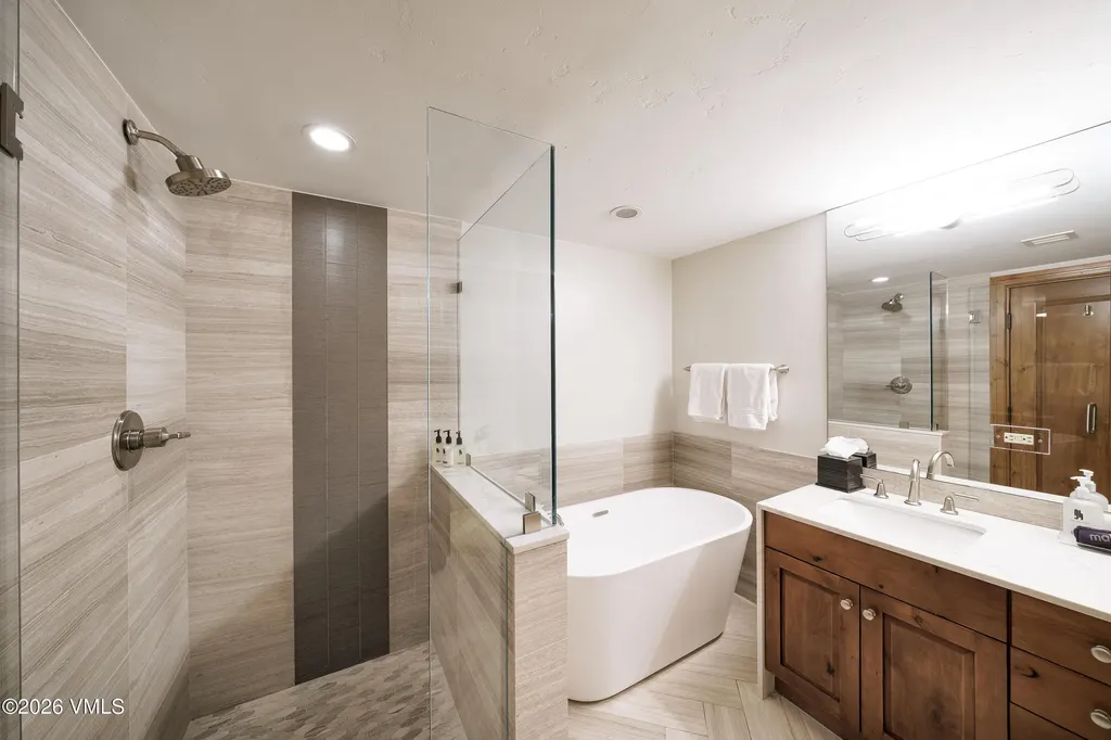 352 E Meadow Drive Vail CO 81657