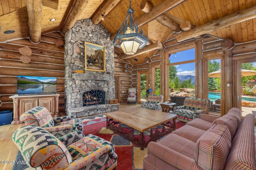 1452 Buffehr Creek Road Vail CO 81657
