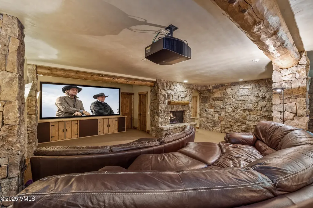 1452 Buffehr Creek Road Vail CO 81657