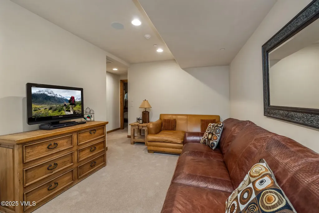 1452 Buffehr Creek Road Vail CO 81657