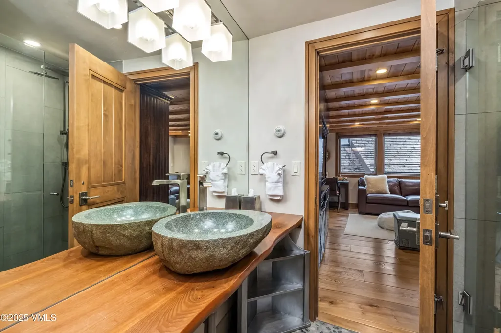 100 E Meadow Drive Vail CO 81657