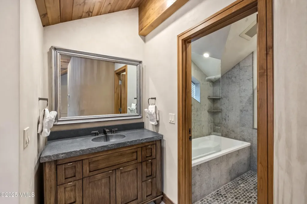 100 E Meadow Drive Vail CO 81657