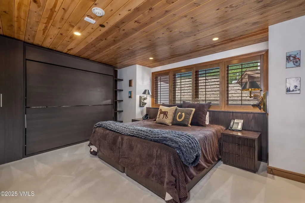 100 E Meadow Drive Vail CO 81657