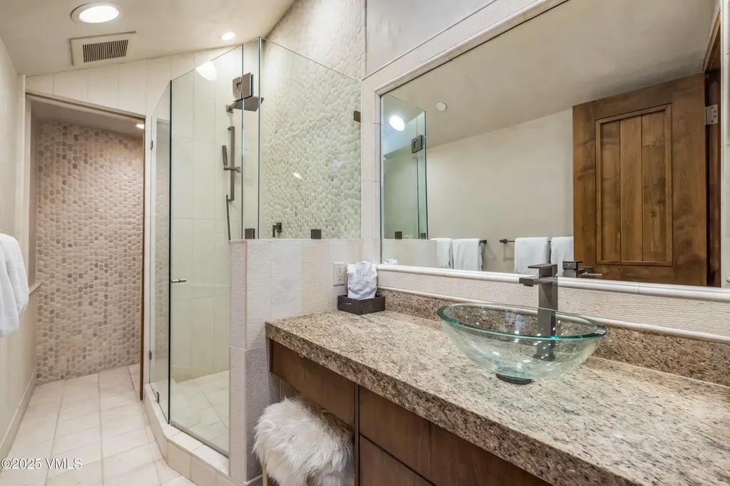 100 E Meadow Drive Vail CO 81657