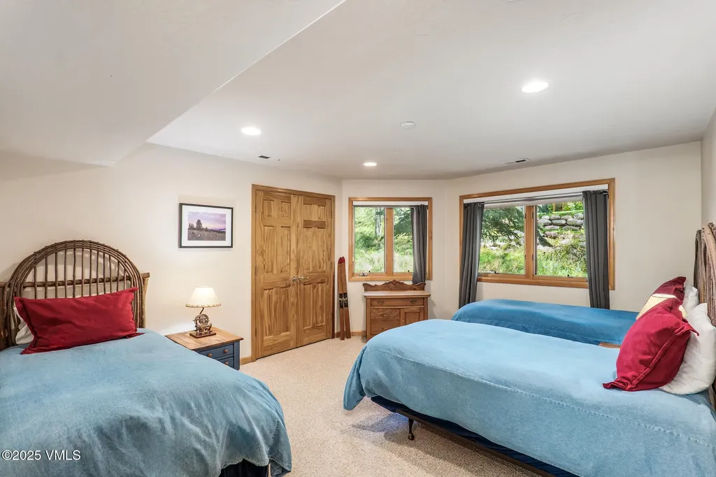 1890 Lions Ridge Loop Vail CO 81657