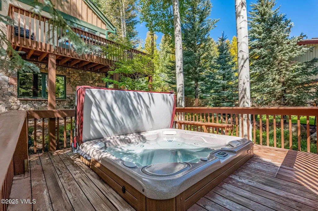 1890 Lions Ridge Loop Vail CO 81657