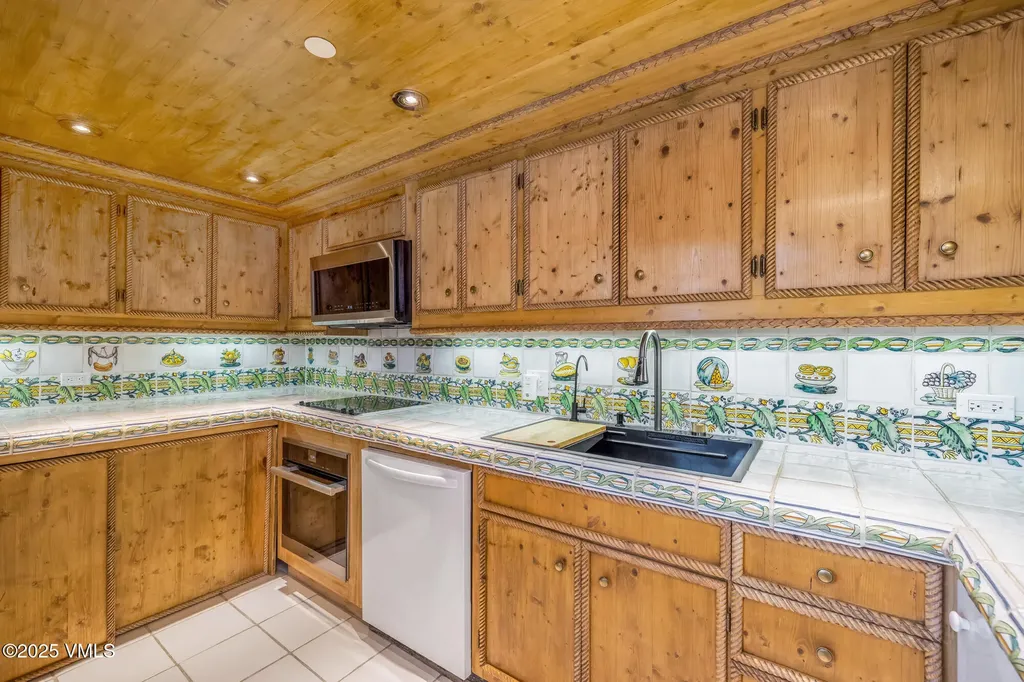 600 Vail Valley Drive Vail CO 81657
