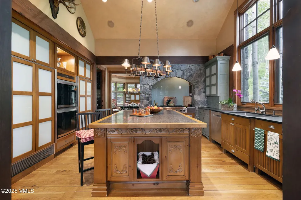 780 Potato Patch Drive Vail CO 81657