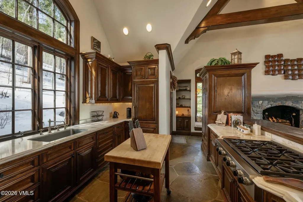 677 Pilgrim Drive Edwards CO 81632