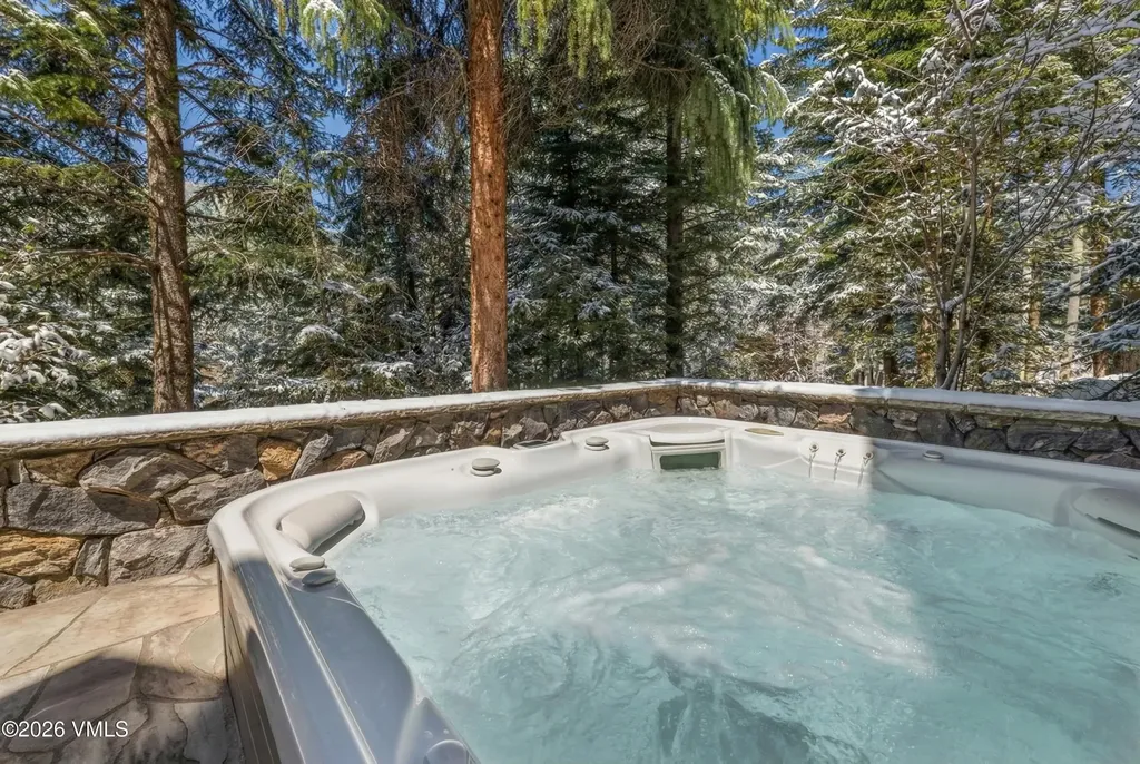 327 Rockledge Road Vail CO 81657