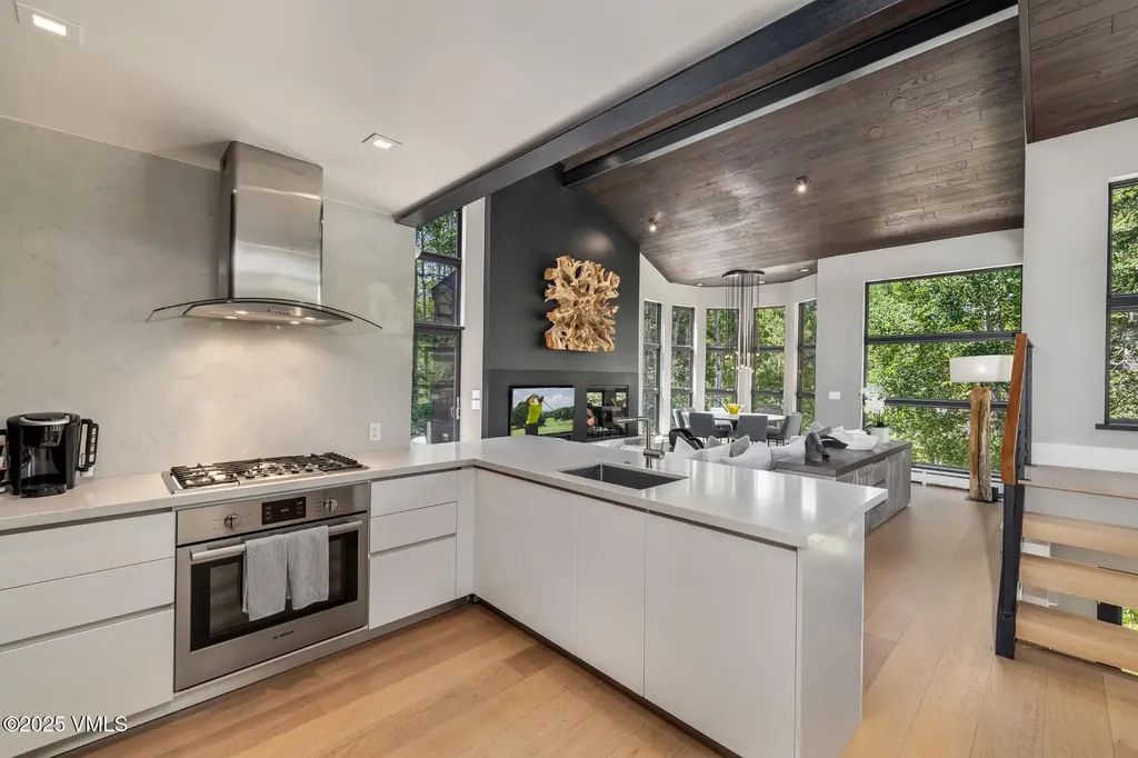 327 Rockledge Road Vail CO 81657