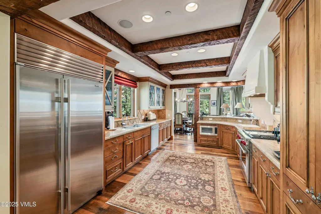 825 Forest Road Vail CO 81657