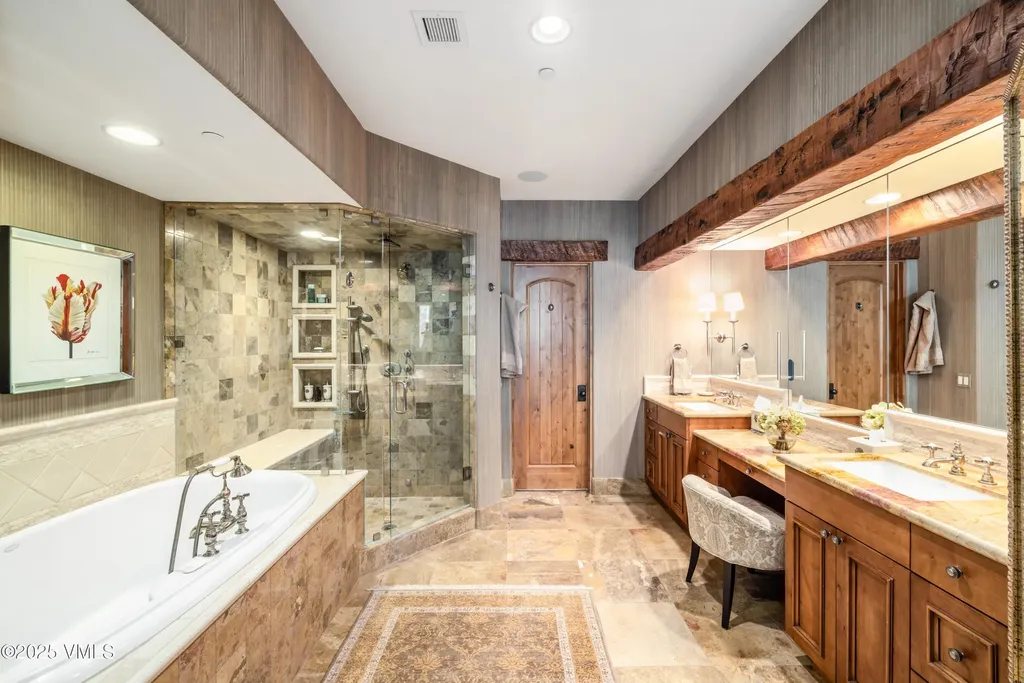 825 Forest Road Vail CO 81657