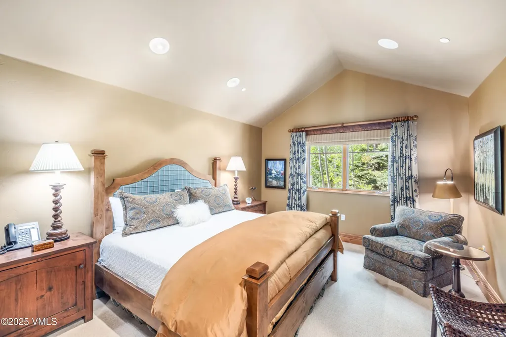 825 Forest Road Vail CO 81657