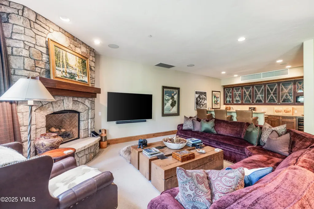 825 Forest Road Vail CO 81657