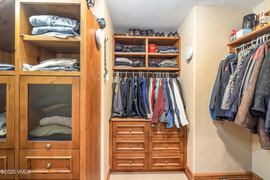 825 Forest Road Vail CO 81657