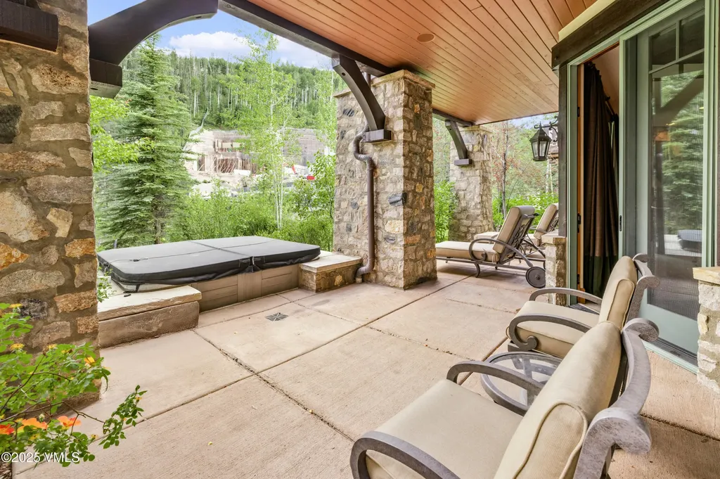 825 Forest Road Vail CO 81657