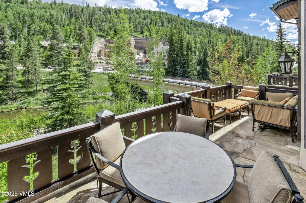 825 Forest Road Vail CO 81657