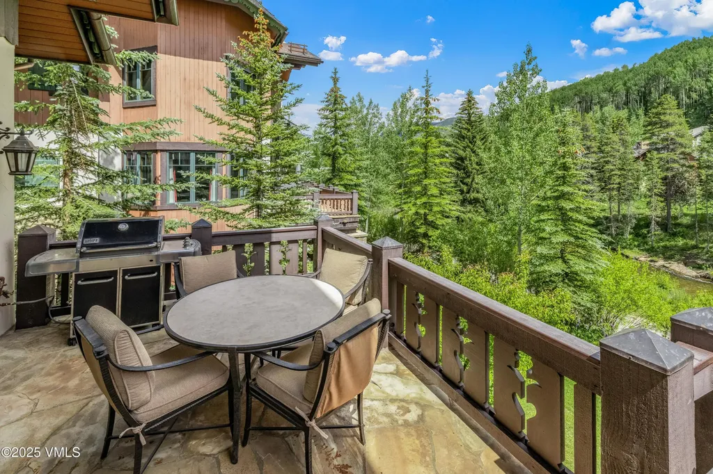 825 Forest Road Vail CO 81657