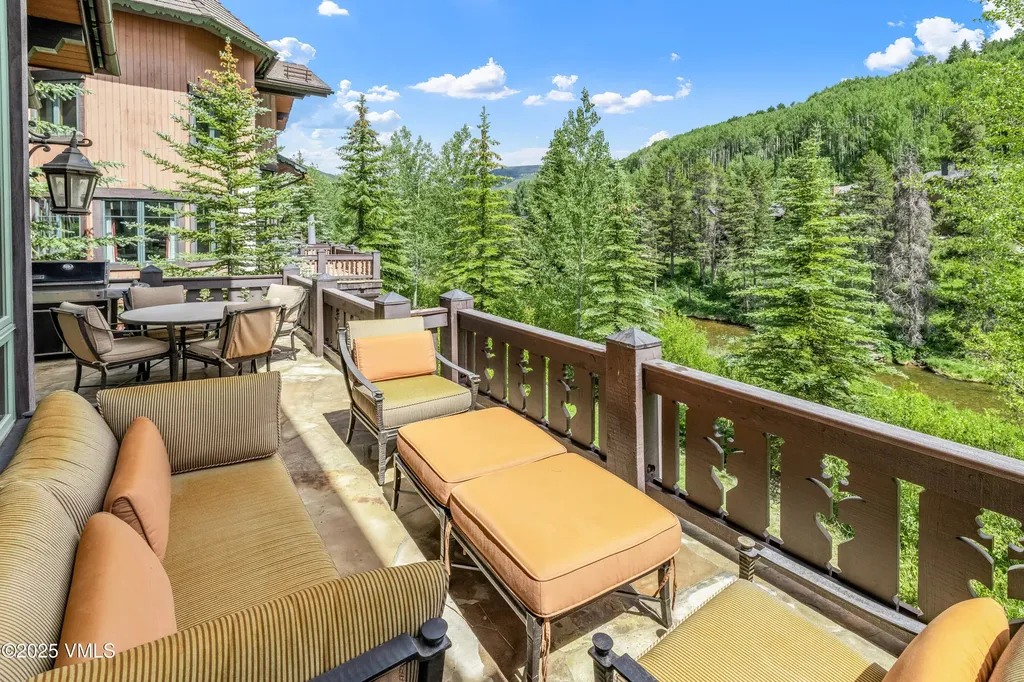825 Forest Road Vail CO 81657