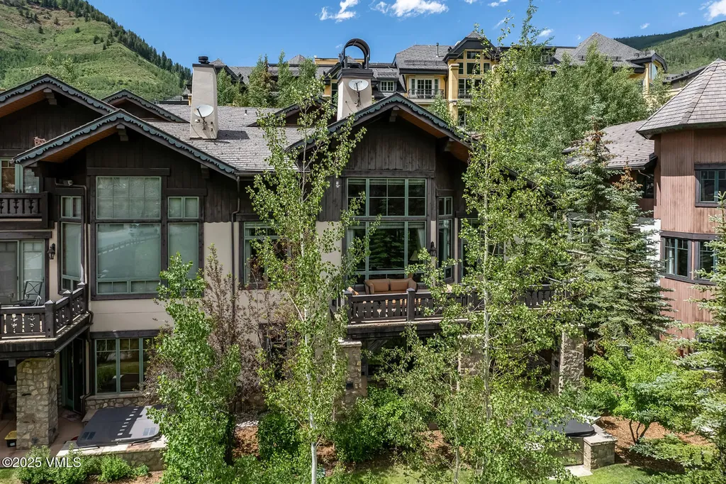 825 Forest Road Vail CO 81657