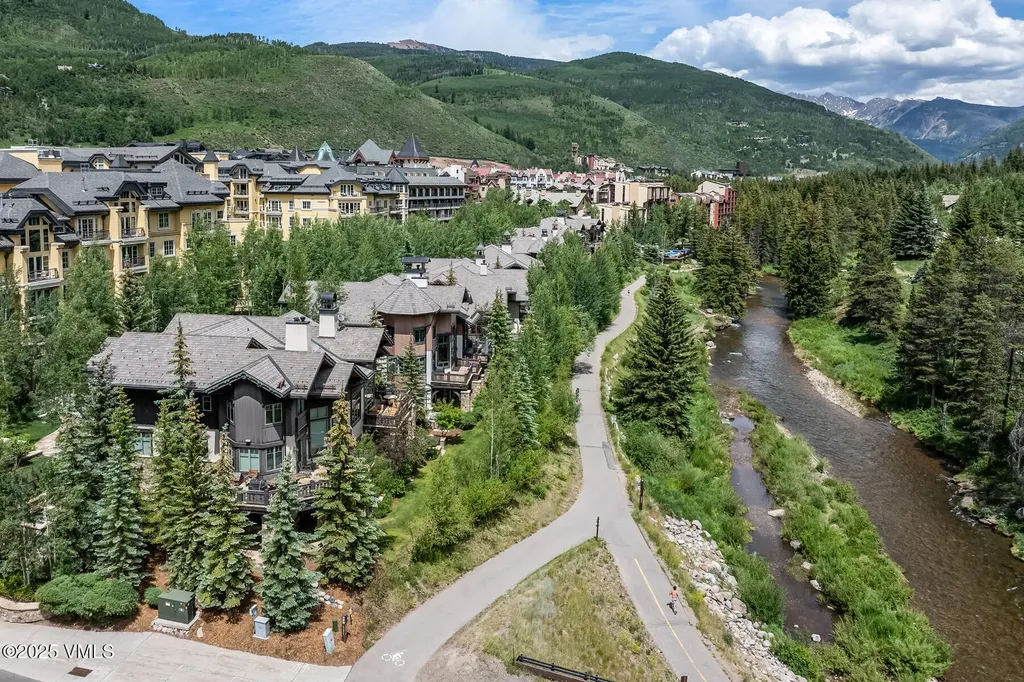 825 Forest Road Vail CO 81657