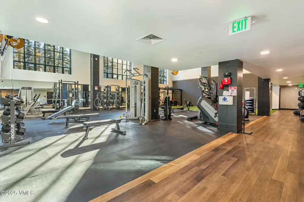 352 E Meadow Drive Vail CO 81657